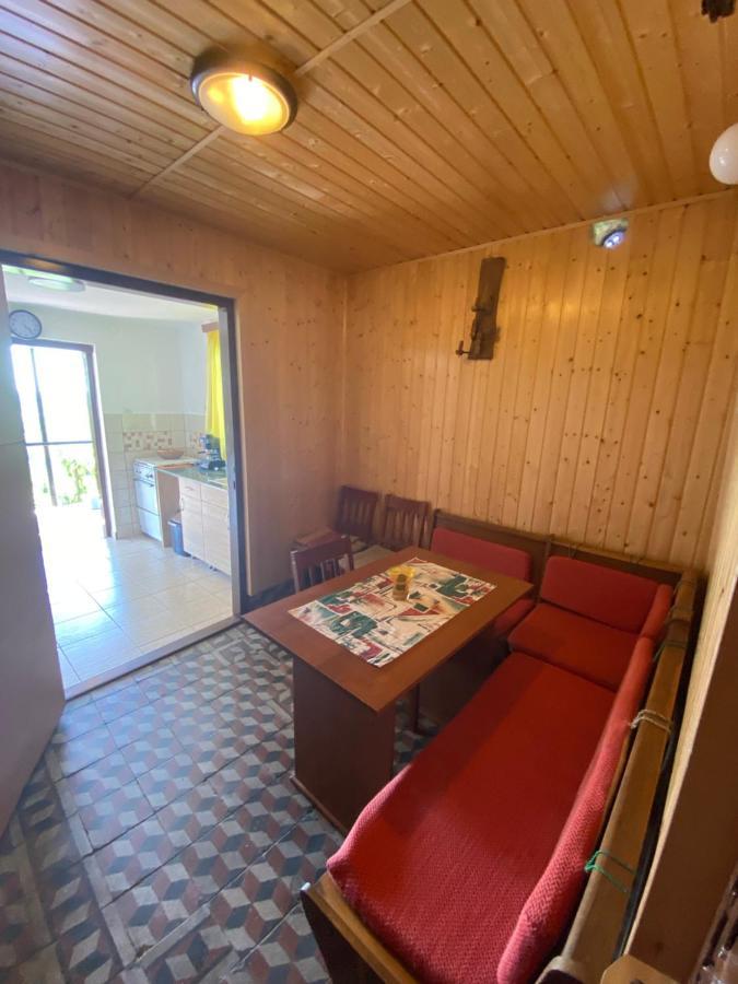 Feher Szolo Vendeghaz Sátoraljaújhely Exteriör bild